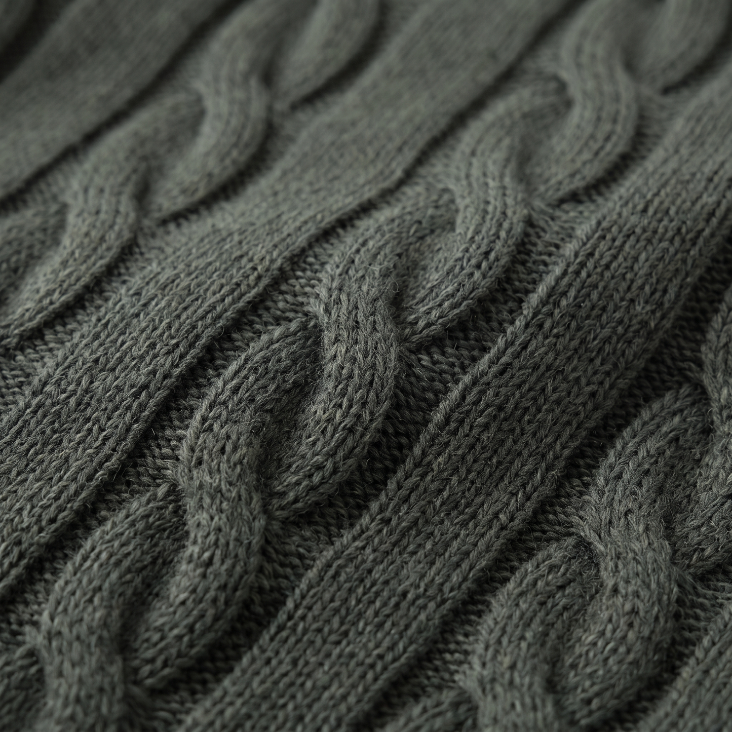 Men's Cable Knit Wool Crew Neck Sweater