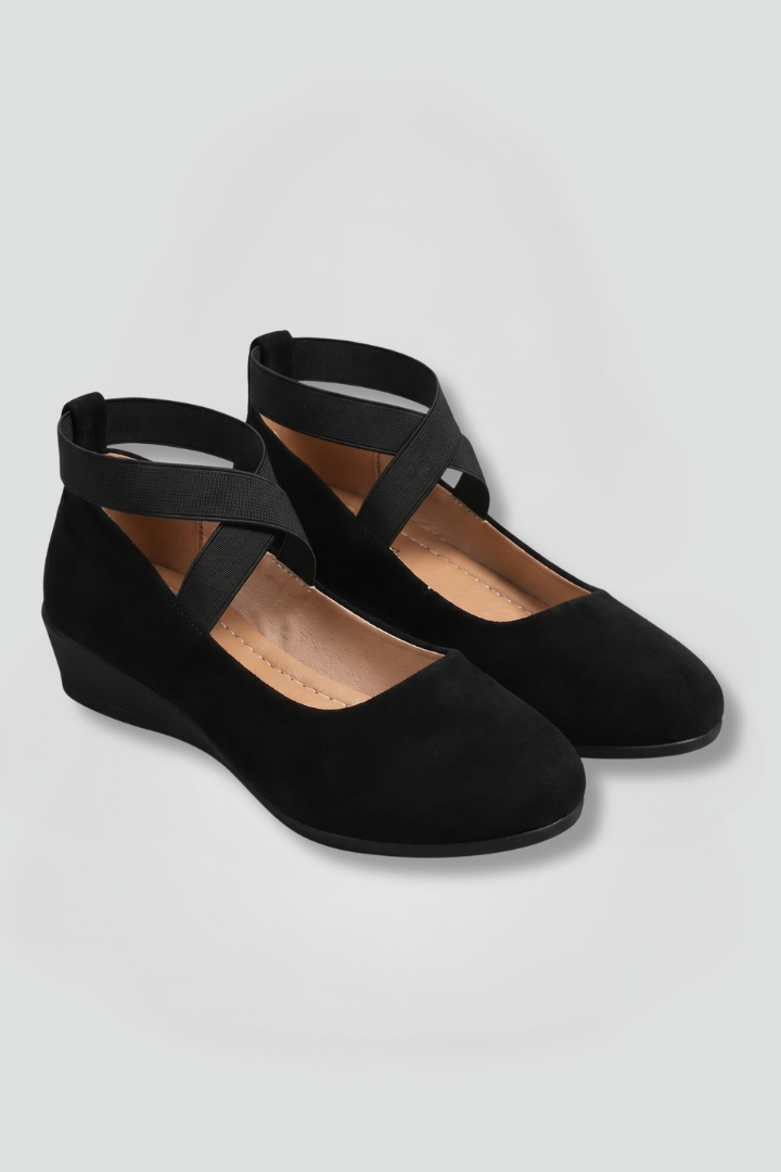 Women's Slip-On Flat Shoes – Elastic Strap Detail