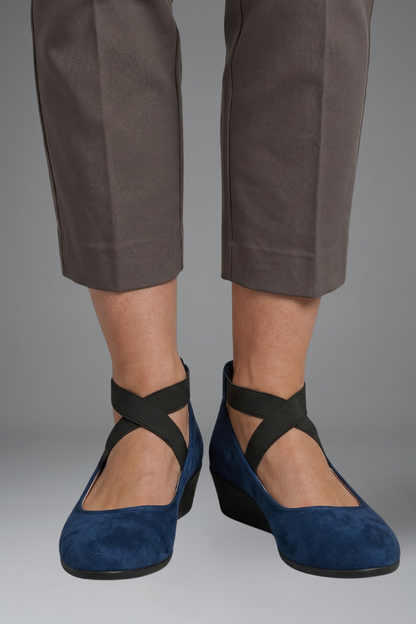 Women's Slip-On Flat Shoes – Elastic Strap Detail